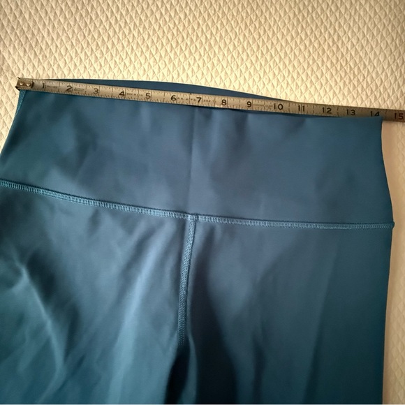 Lululemon Wunder Under High Rise Tight 28”‎ Full on Luxtreme Deep Marine Size 10 - Picture 8 of 10